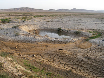 A water pit near El Kowm, on 19 April 2006